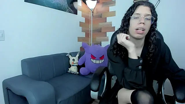 Angel Dust18 online show from February 10, 8:10 pm