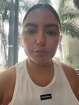 Snapshot of sukhakunis1 chatting on November 24, 5:01 pm sukhakunis1 online show from November 24, 5:01 pm