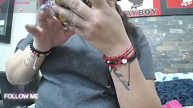 dayadubey  online show from February 28, 11:22 am