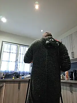 pachapeter online show from February 23, 10:56 am