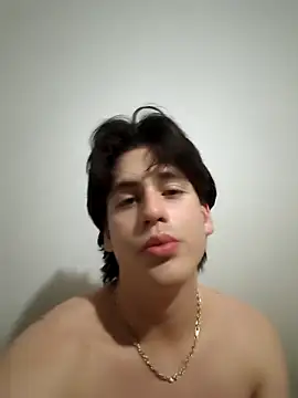 Snapshot of Tomlsjfksj chatting on March 25, 5:57 am Tomlsjfksj online show from March 25, 5:57 am