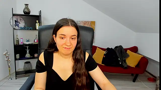 MelissaWiliam online show from May 6, 11:15 am