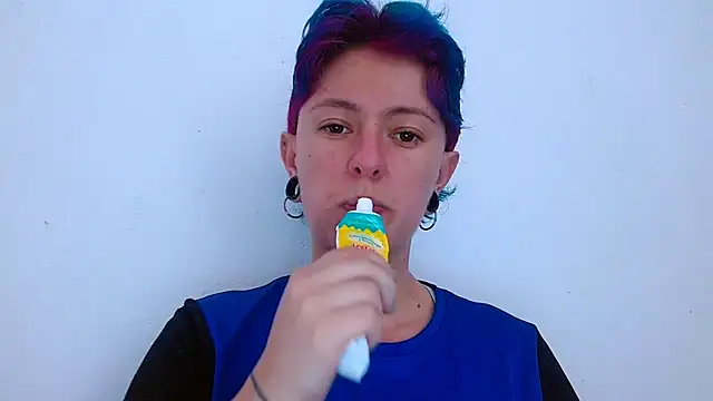 tomboyblue online show from April 7, 5:24 pm