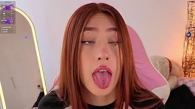 violet ch online show from December 19, 6:15 pm