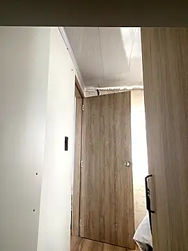 DanielGomez9 online show from January 10, 2:30 pm