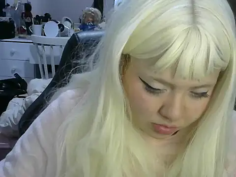 RuthBunny online show from August 8, 2:25 am