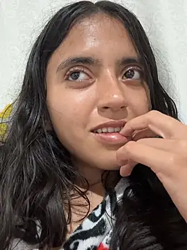 ViolettaSummer online show from April 3, 12:19 am