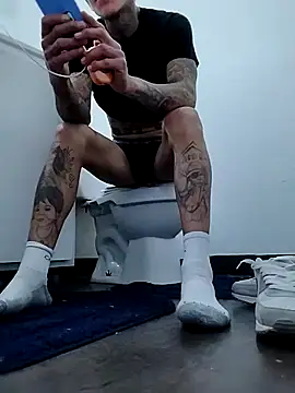 Snapshot of Papinine6 chatting on November 26, 4:24 am Papinine6 online show from November 26, 4:24 am