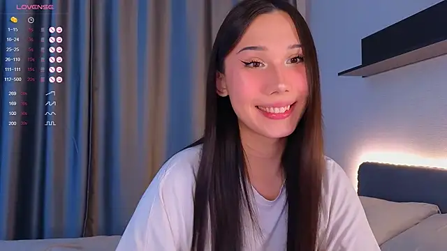 Kaia Sunshine Mia online show from July 12, 9:00 am