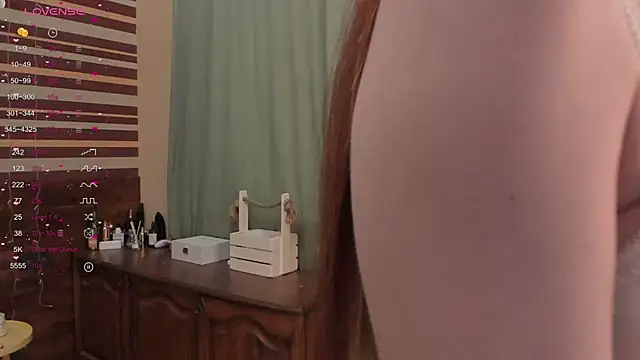 MilanaMua online show from February 3, 8:19 am