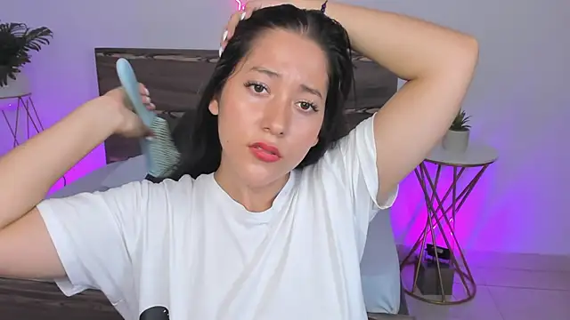 ivette bocelly online show from January 15, 7:23 pm