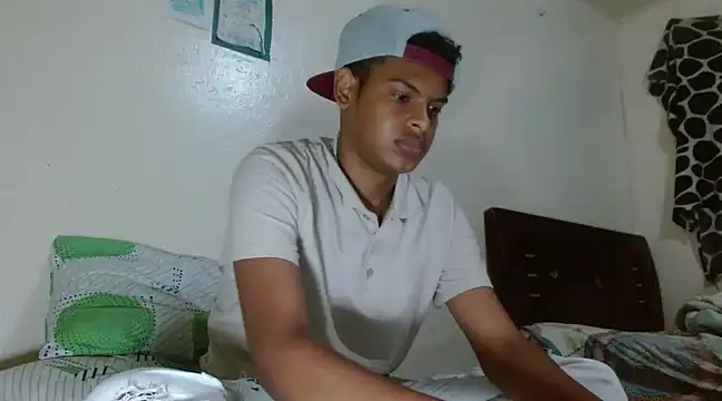 boylittle19cm online show from February 17, 12:38 pm