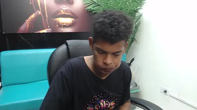 boylittle19cm online show from March 7, 12:34 pm