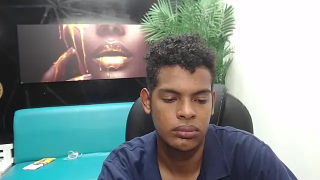 boylittle19cm online show from March 9, 3:38 pm