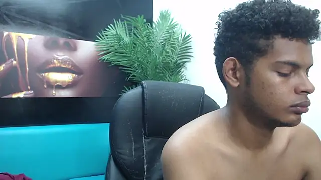 boylittle19cm online show from March 12, 3:40 pm