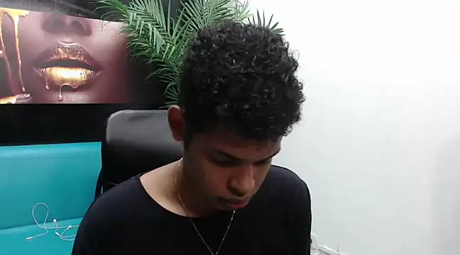 boylittle19cm online show from March 20, 12:32 pm