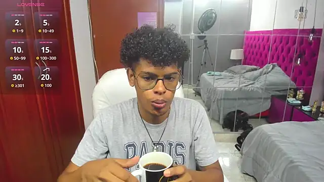 boylittle19cm online show from September 19, 12:39 pm