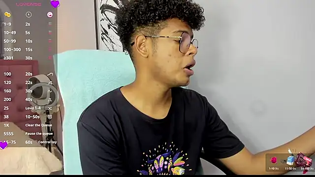 boylittle19cm online show from October 3, 12:35 pm