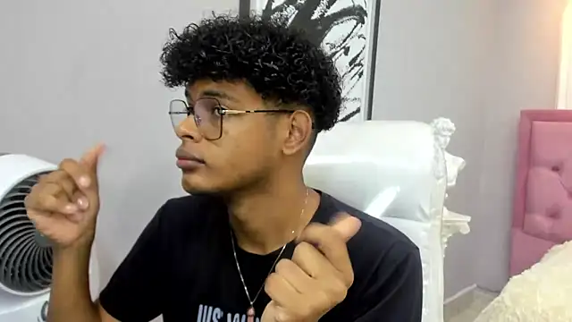 boylittle19cm online show from November 20, 12:27 pm