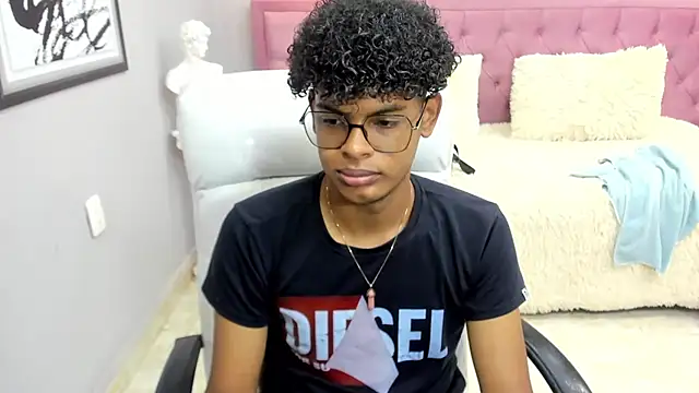 boylittle19cm online show from November 21, 12:26 pm