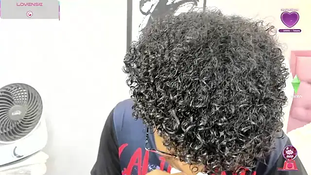 boylittle19cm online show from November 28, 12:30 pm