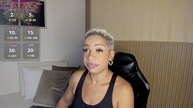 summer night  online show from March 26, 11:27 am