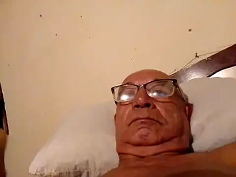 sincuenton24cmts online show from April 4, 1:59 am