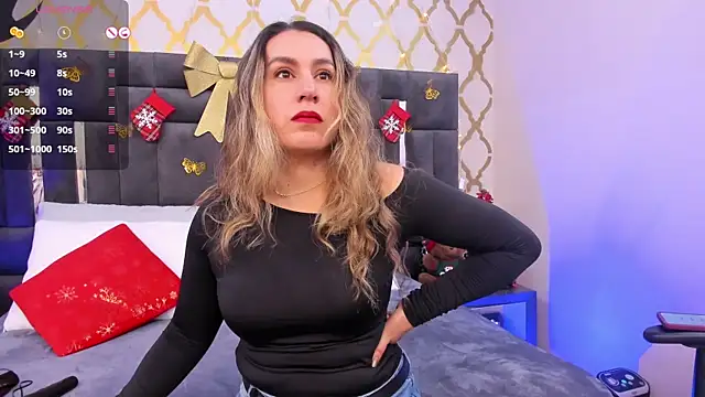 RubbyTaylor online show from December 4, 7:22 pm