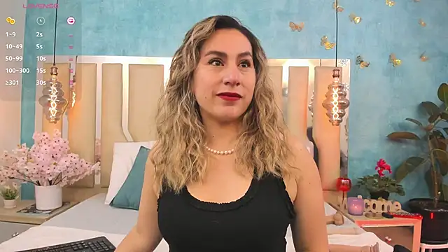 RubbyTaylor online show from April 4, 11:40 am