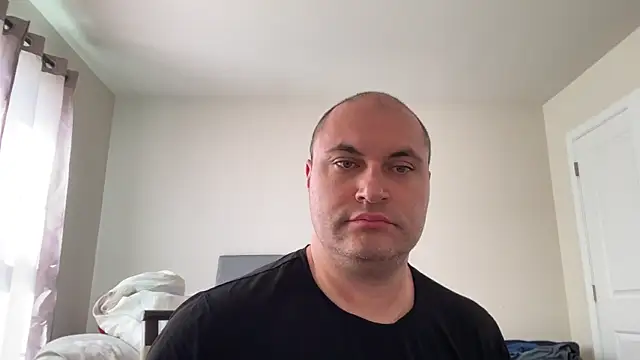 SluggishChase99 online show from April 7, 2:06 pm