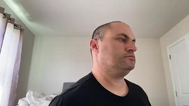 SluggishChase99 online show from April 8, 5:13 pm