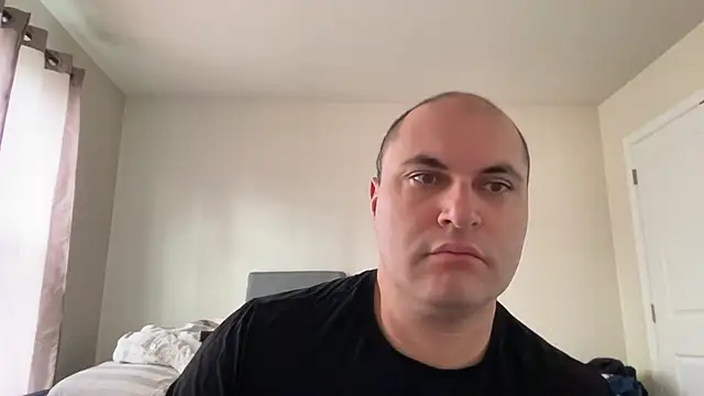 SluggishChase99 online show from April 11, 1:37 pm