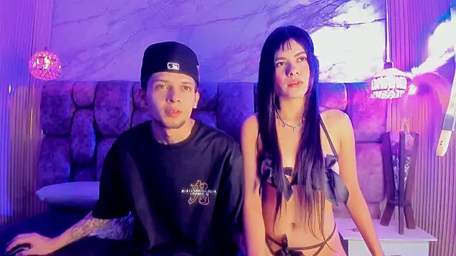 kendalltaylorr online show from May 23, 3:34 am