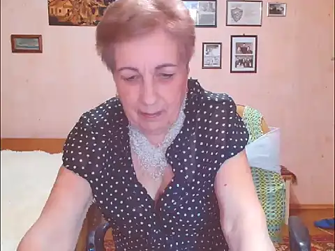 Victoria5643 online show from March 9, 7:29 pm