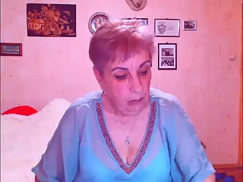 Snapshot of Victoria5643 chatting on March 30, 5:03 pm Victoria5643 online show from March 30, 5:03 pm
