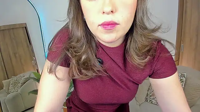 Snapshot of SofiMeza chatting on February 11, 5:29 pm SofiMeza online show from February 11, 5:29 pm