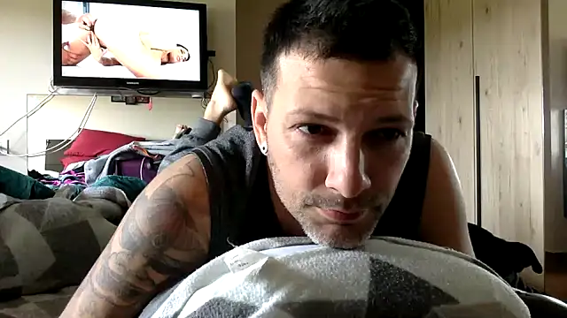 goroasroma90 online show from March 31, 10:15 am