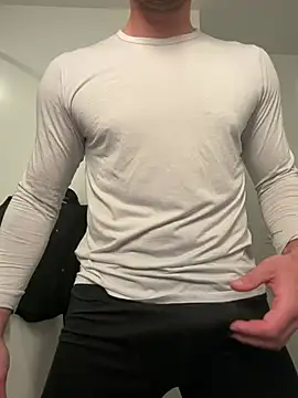 sweetycam online show from March 20, 8:25 pm