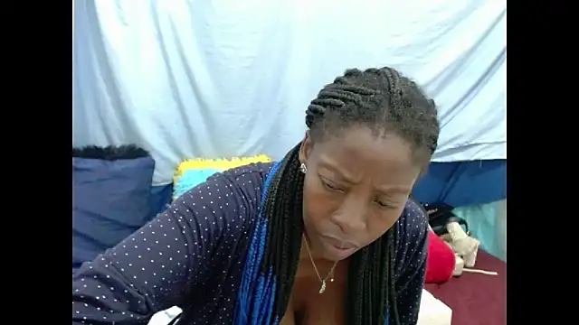 chocolatemix44 online show from April 17, 9:51 pm