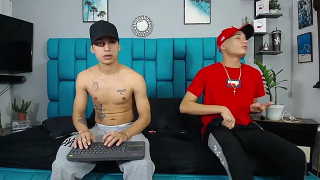 Leon hot X online show from January 27, 11:54 pm