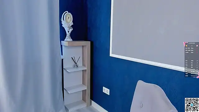 Snapshot of AnneKlint chatting on December 24, 12:33 pm AnneKlint online show from December 24, 12:33 pm