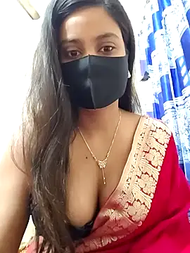 Snapshot of SimaRoy- chatting on February 4, 1:23 am SimaRoy- online show from February 4, 1:23 am