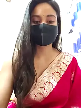 Snapshot of SimaRoy- chatting on February 15, 8:22 am SimaRoy- online show from February 15, 8:22 am