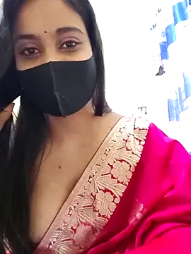 Snapshot of SimaRoy- chatting on February 18, 4:15 am SimaRoy- online show from February 18, 4:15 am