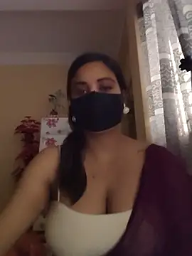 Snapshot of SimaRoy- chatting on September 28, 1:33 am SimaRoy- online show from September 28, 1:33 am