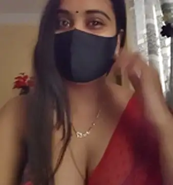 Snapshot of SimaRoy- chatting on October 25, 1:24 am SimaRoy- online show from October 25, 1:24 am