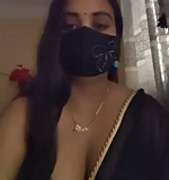 Snapshot of SimaRoy- chatting on November 11, 1:05 am SimaRoy- online show from November 11, 1:05 am