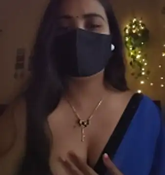 Snapshot of SimaRoy- chatting on November 25, 1:05 am SimaRoy- online show from November 25, 1:05 am