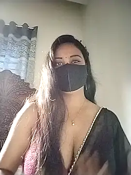 Snapshot of SimaRoy- chatting on April 6, 12:41 am SimaRoy- online show from April 6, 12:41 am