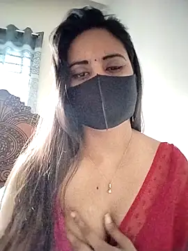 Snapshot of SimaRoy- chatting on April 8, 1:05 am SimaRoy- online show from April 8, 1:05 am